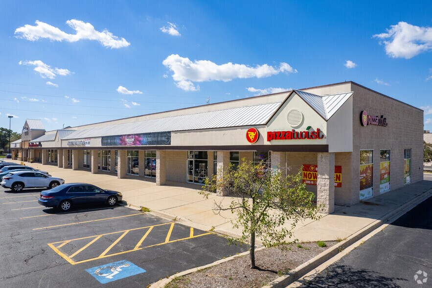 More Photos Of 808 S Route 59, Naperville Unknown For Lease