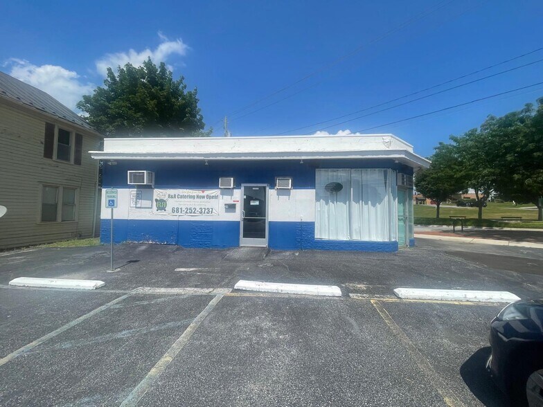 More Photos Of 211 S Mildred St, Ranson Freestanding For Lease