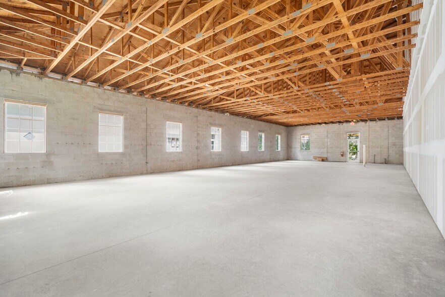 More Photos Of 1493 E Venice Ave, Venice Medical For Sale