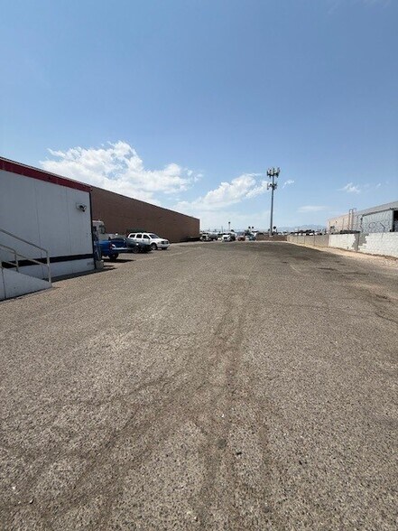 More Photos Of 1751 S Mojave Rd, Las Vegas Freestanding For Lease