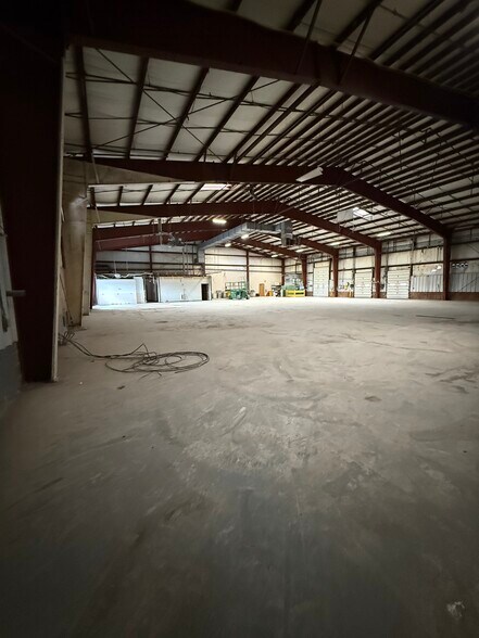 More Photos Of 6357 Inducon Dr E, Sanborn Industrial For Lease