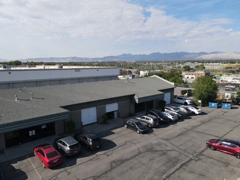 More Photos Of 8750 S Sandy Pky, Sandy Flex For Lease