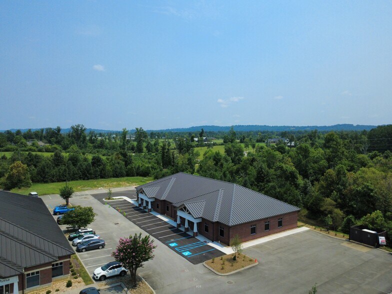 More Photos Of 1340 Mackey Branch Dr, Chattanooga Medical For Lease