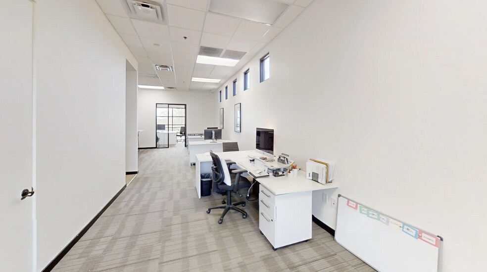 More Photos Of 20909 N 90th Pl, Scottsdale Office For Lease