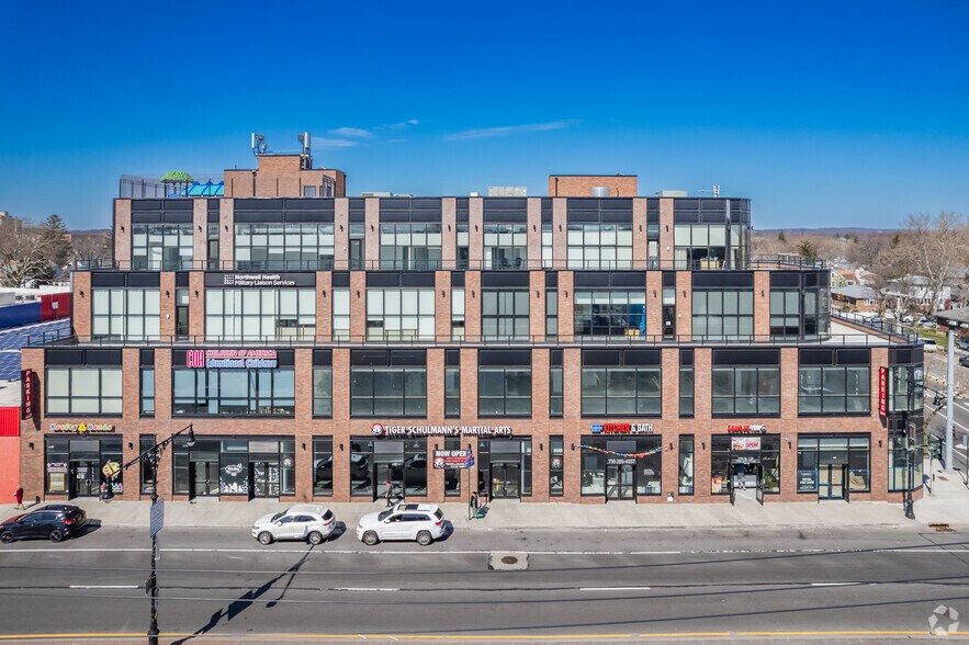More Photos Of 251-73 Jericho Tpke, Bellerose Office For Lease