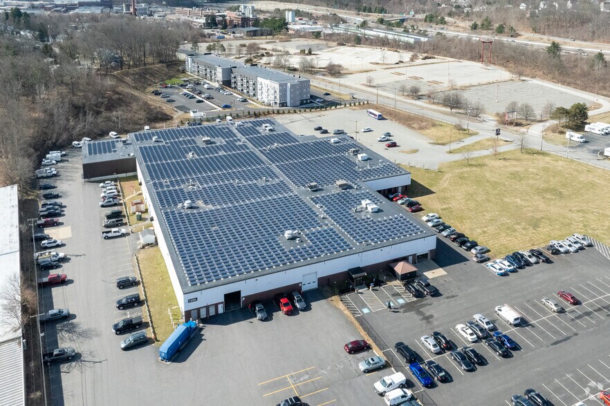 More Photos Of 220 Brooks St, Worcester Warehouse For Lease