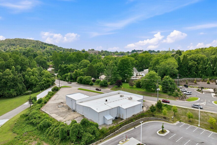 More Photos Of 146 Morrison Moore Pkwy E, Dahlonega Freestanding For Lease