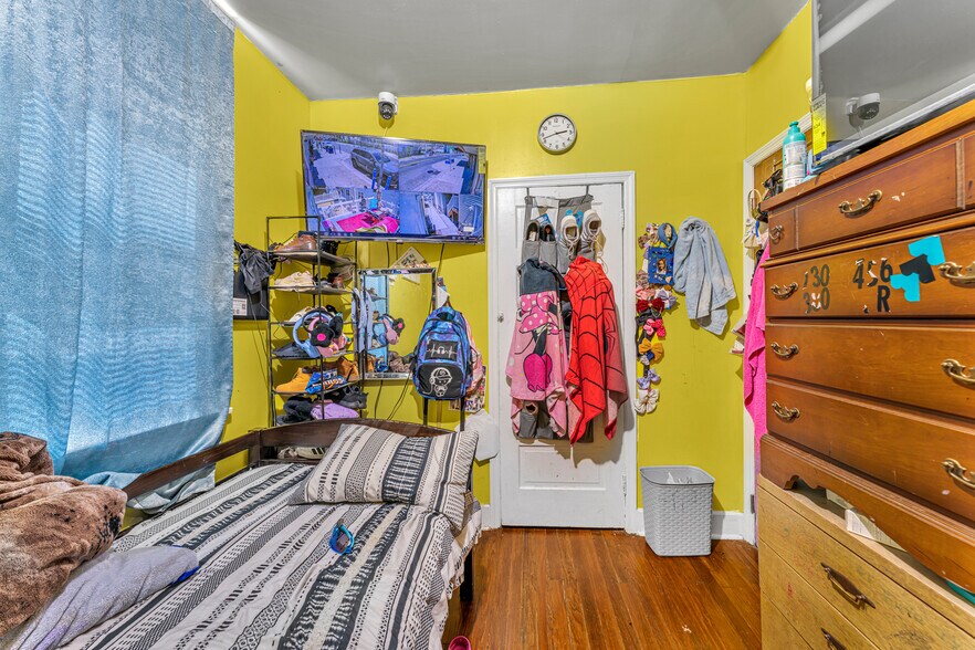 More Photos Of 3807 Pacific Ave, Wildwood Office Residential For Sale