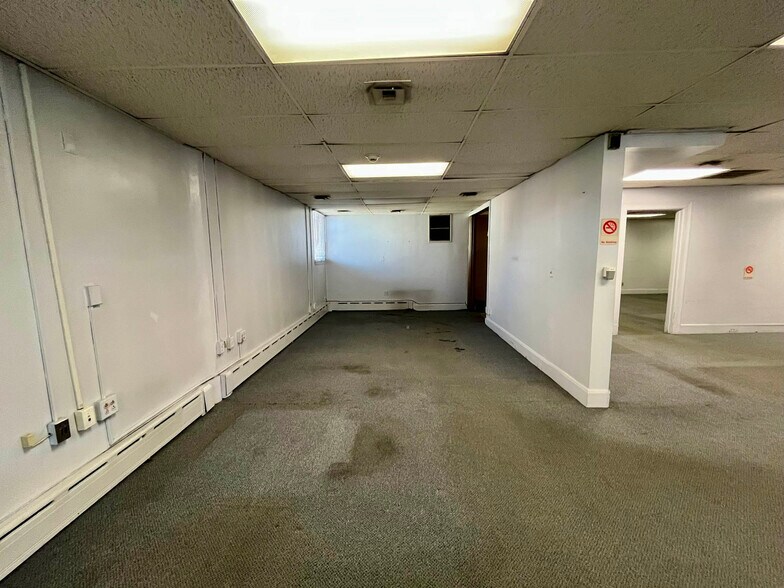 More Photos Of 1111 Maryland Ave, Baltimore Flex For Lease