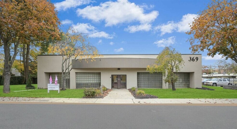 More Photos Of 369 E Main St, East Islip Medical For Sale
