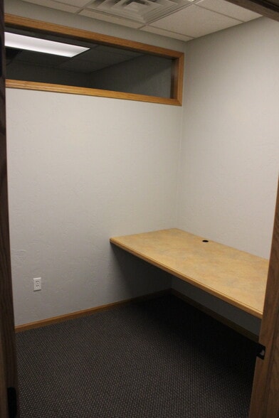 More Photos Of 1521 Randolph Rd, Janesville Medical For Lease