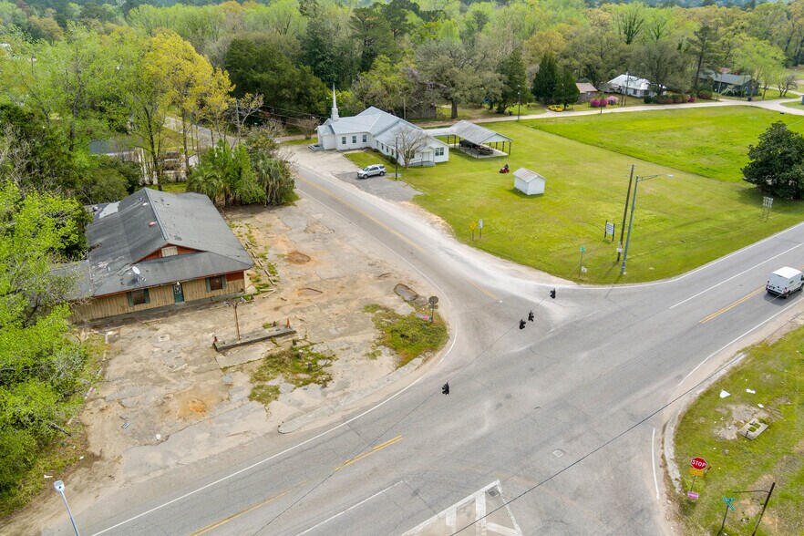 More Photos Of 11100 US-45, Chunchula Freestanding For Sale