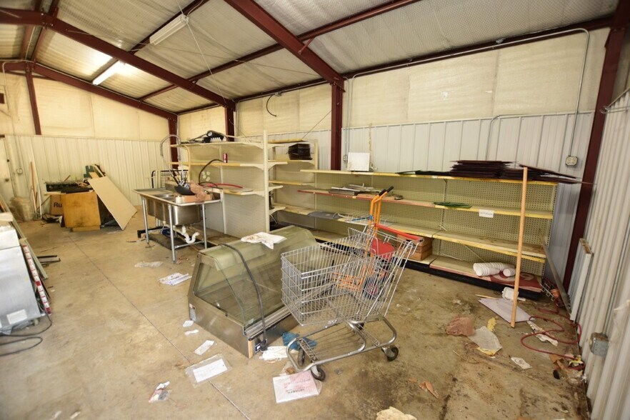 More Photos Of 75174 Hwy 59 Hwy, Stilwell Convenience Store For Sale