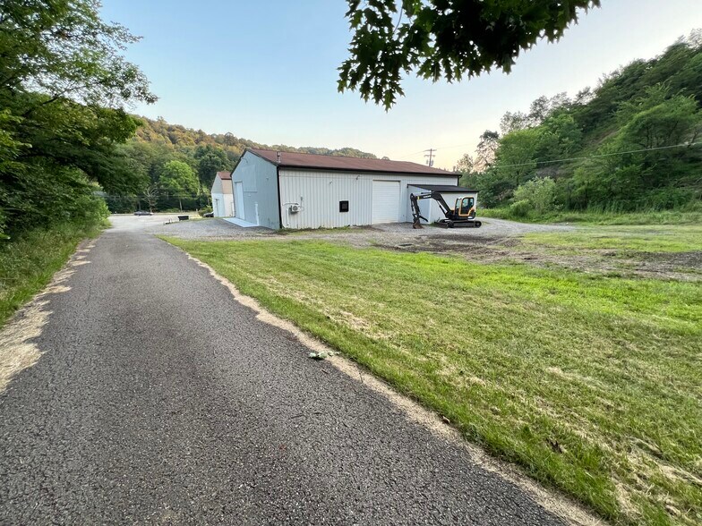 More Photos Of 608 State Route 380, Murrysville Warehouse For Lease
