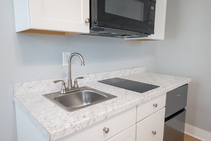 More Photos Of 149 West Thigpen Avenue, Lakeland Apartments For Sale