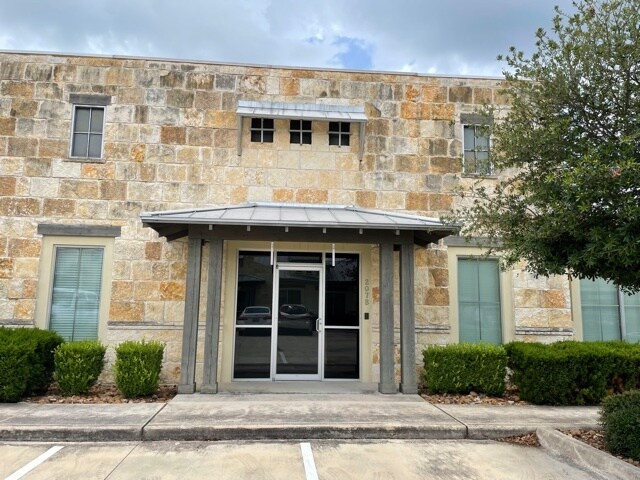 More Photos Of 1920 Corporate Dr, San Marcos Office For Sale