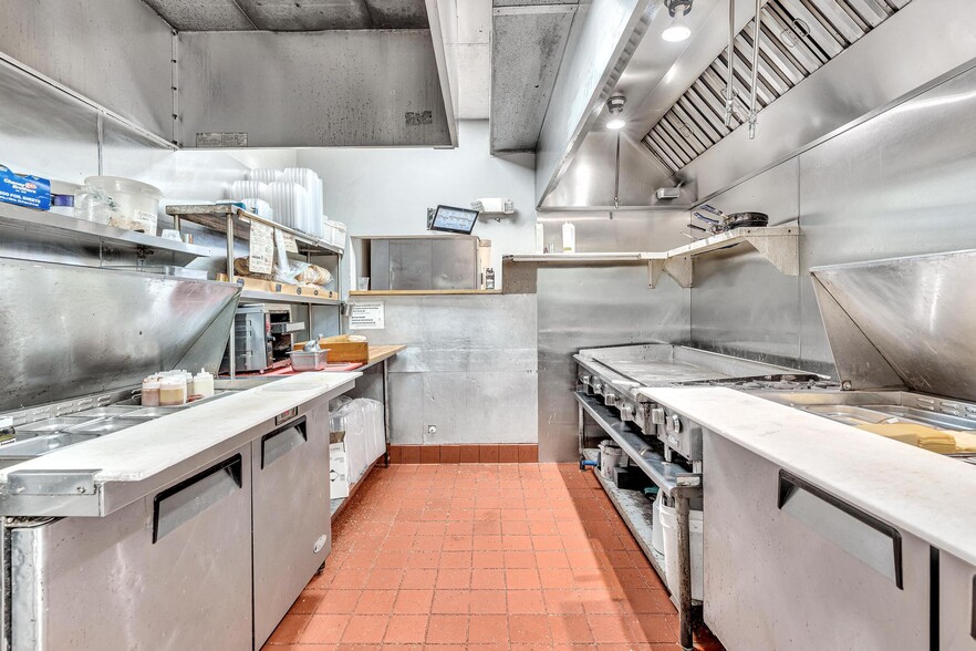 More Photos Of 3693 SW 22nd Ter, Miami General Retail For Lease