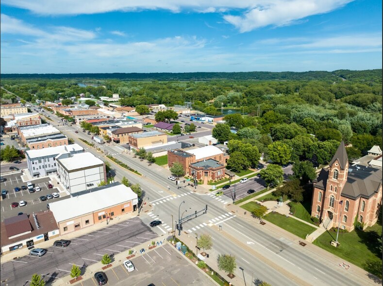 More Photos Of 419 S Minnesota Ave, Saint Peter Office For Sale