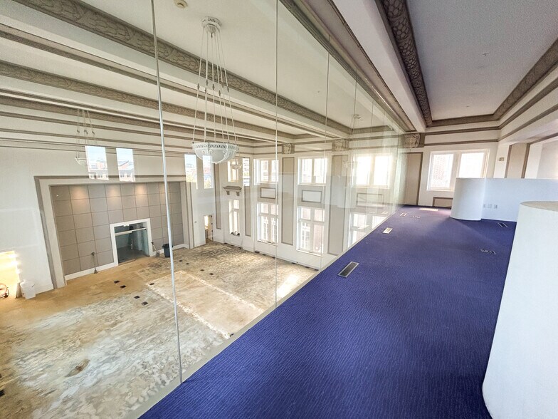 More Photos Of 130 S Main St, Greenville Office For Sale