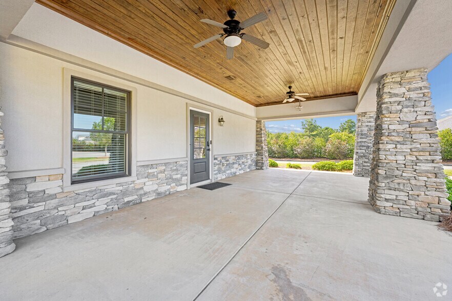 More Photos Of , Warner Robins Office For Sale