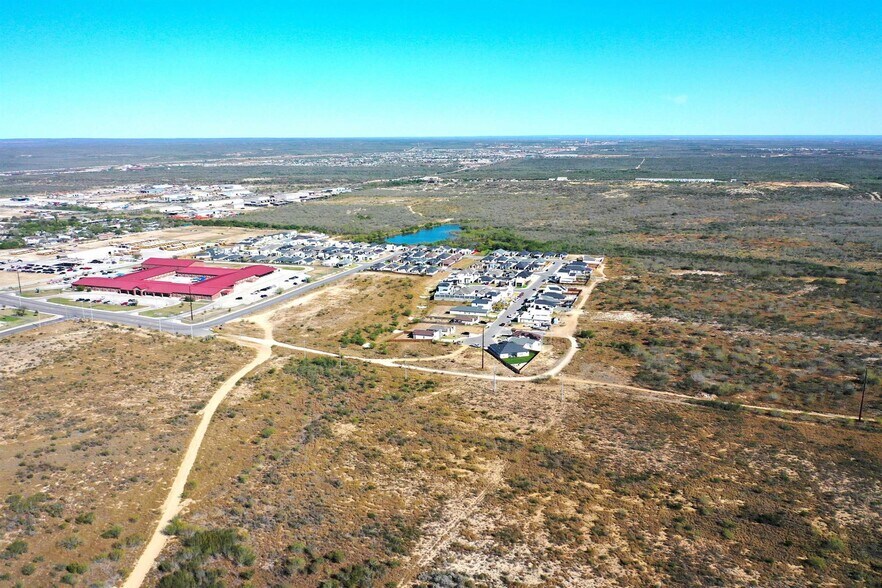 More Photos Of ABST 3084 POR 33, Laredo Land For Sale
