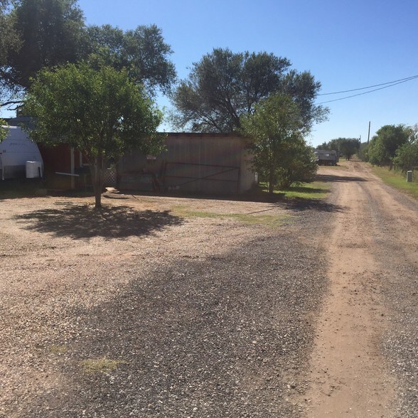 More Photos Of 2203 Woodrow Rd, Lubbock Trailer Camper Park For Sale