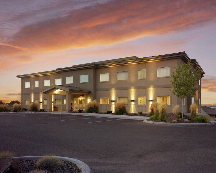 More Photos Of 1030 N Center Pky, Kennewick Loft Creative Space For Lease