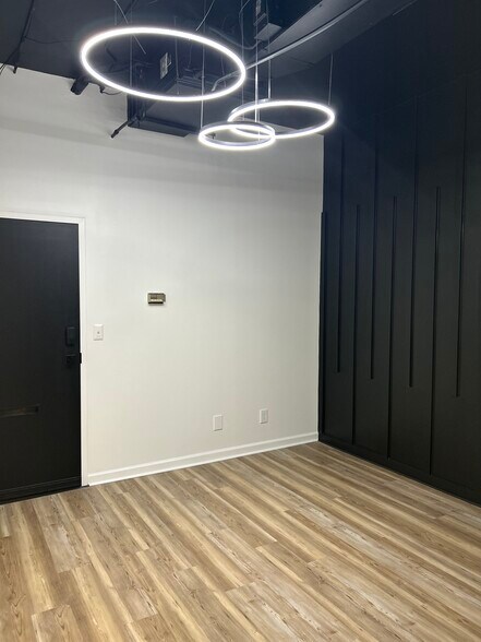 More Photos Of 3623 Latrobe Dr, Charlotte Loft Creative Space For Sale