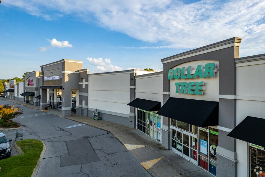 More Photos Of 7657 Highway 70 S, Nashville Storefront For Lease