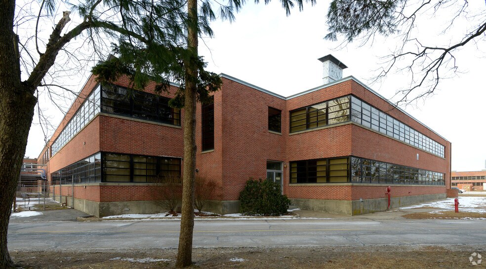 More Photos Of 34 Forest St, Attleboro Manufacturing For Sale