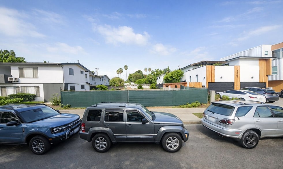 Primary Photo Of 1341 N Stanley Ave, Los Angeles Land For Sale