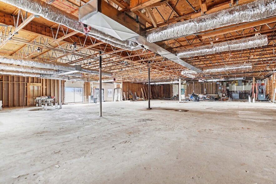 More Photos Of 2909 Netherton Dr, Florissant Lodge Meeting Hall For Sale