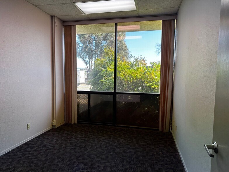 More Photos Of 2592 Notre Dame Blvd, Chico Office For Lease