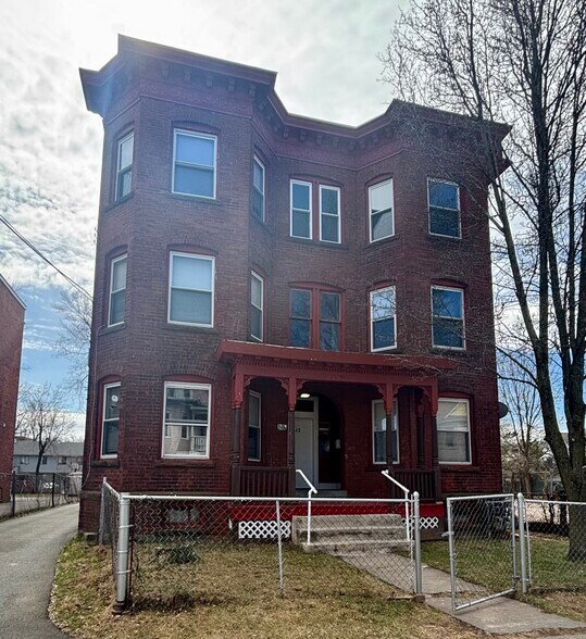Primary Photo Of 49 Benton St, Hartford Apartments For Sale