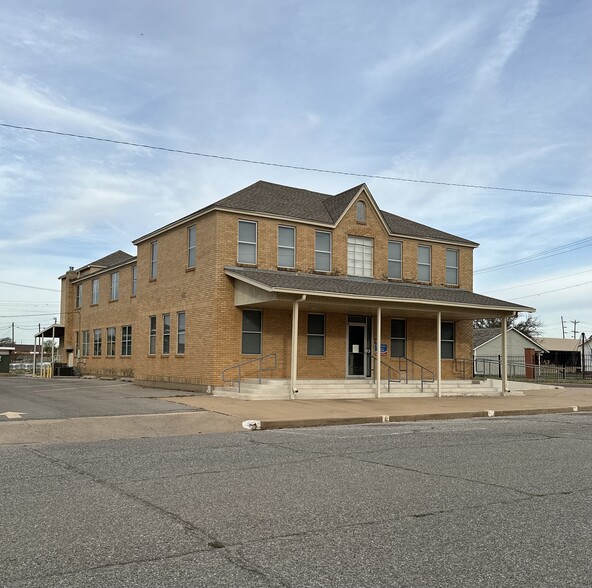 Primary Photo Of 125 N 9th St, Frederick Office For Sale