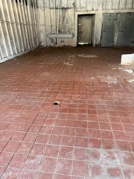 More Photos Of 4145 Fulton Industrial Blvd, Atlanta Fast Food For Lease
