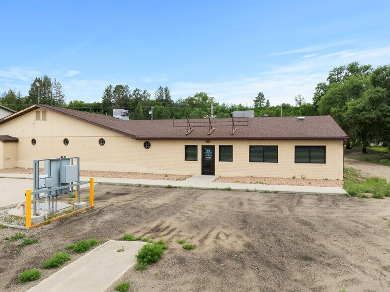 More Photos Of 7101 W Hwy 2 & 52, Minot Storefront Retail Office For Sale