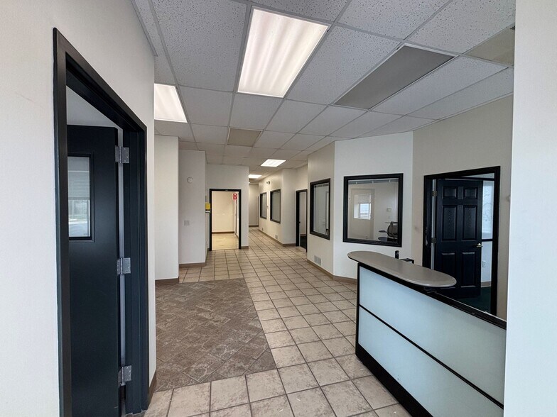 More Photos Of 2415 Ponderosa Dr, Lawrence Warehouse For Lease