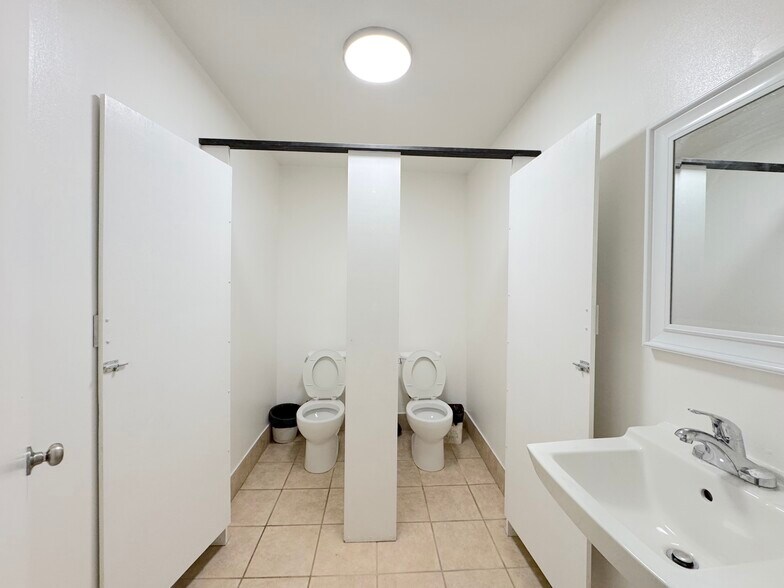 More Photos Of 646-654 Washington Street, San Francisco Multifamily For Sale