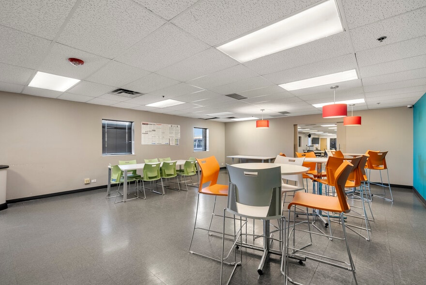 More Photos Of 400 W 48th Ave, Denver Office For Lease