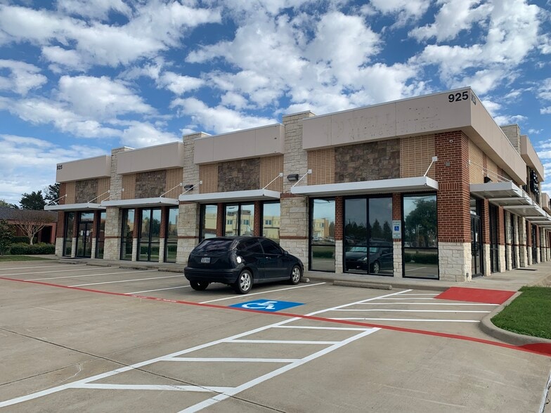 More Photos Of 925 N Bryan Belt Line Rd, Mesquite Medical For Lease