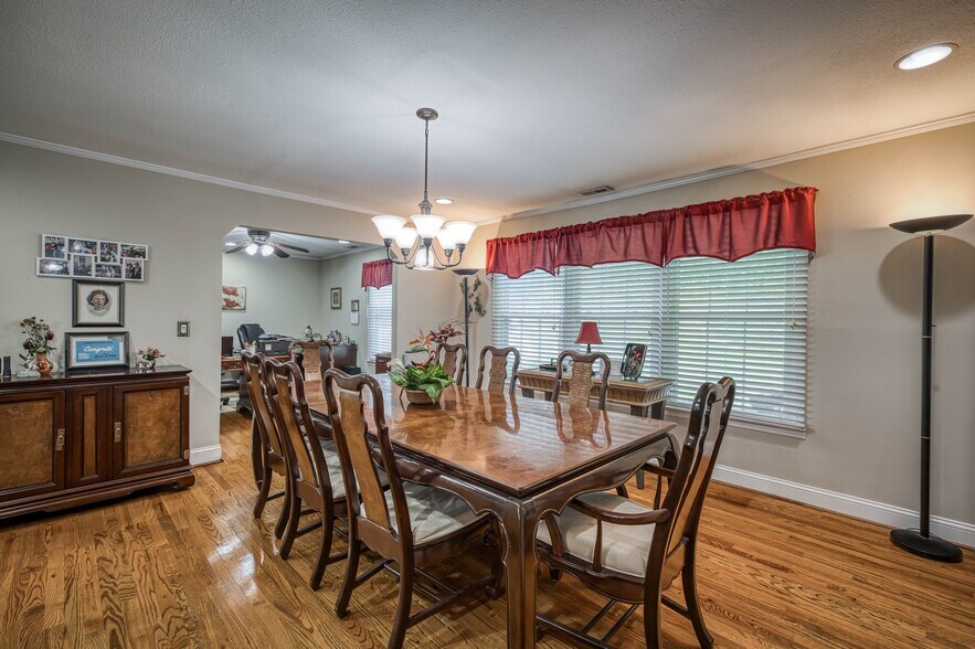 More Photos Of 200 Little Acres Dr, Marion Specialty For Sale