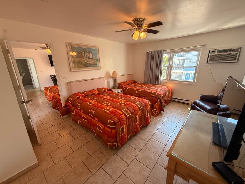 More Photos Of 4711 Atlantic Ave, Wildwood Hotel For Sale