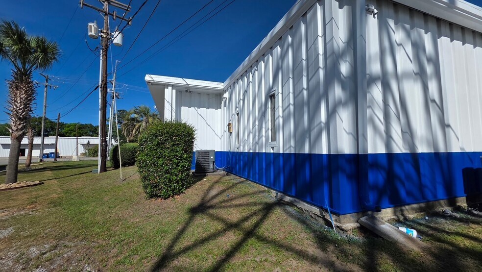 More Photos Of 4991 Banco Rd, North Charleston Office Residential For Lease