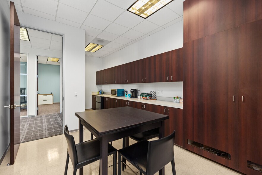 More Photos Of 9070 Irvine Center Dr, Irvine Loft Creative Space For Sale