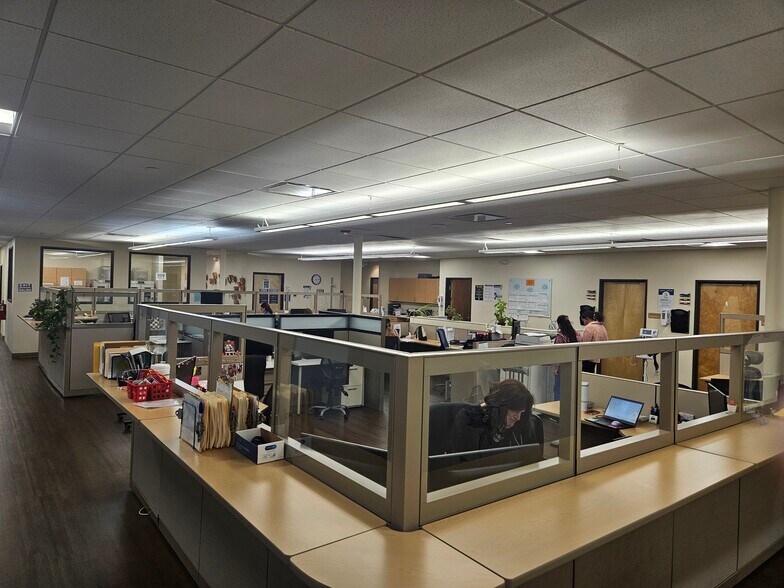 More Photos Of 10690 Del Mar Pky, Aurora Unknown For Lease