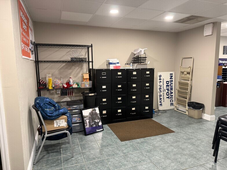More Photos Of 2395 Tamiami Trl, Port Charlotte Storefront Retail Office For Lease