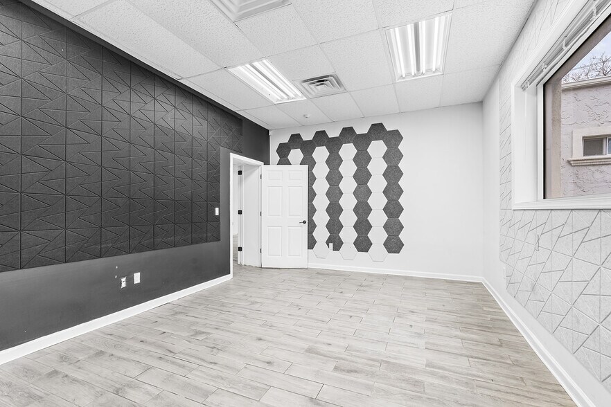 More Photos Of 1 W Englewood Ave, Englewood Freestanding For Lease
