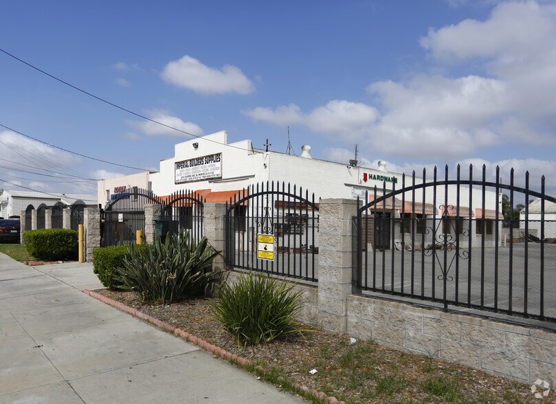 More Photos Of 2253-2307 Durfee Ave, El Monte Contractor Storage Yard For Lease
