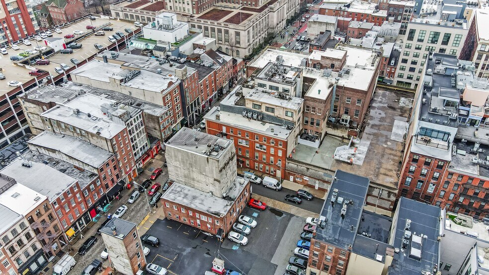 More Photos Of 115 Chestnut St, Philadelphia Office For Lease